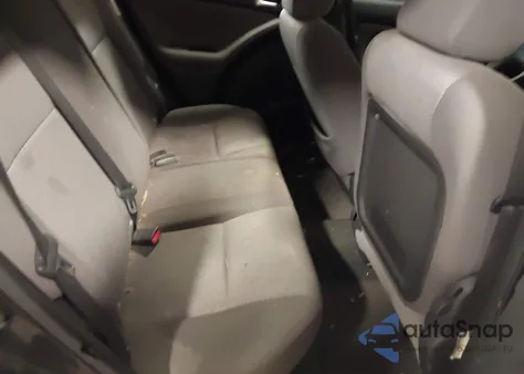 2006 Toyota Matrix Xr from USA, damaged, VIN 2T1KR32E96C556122